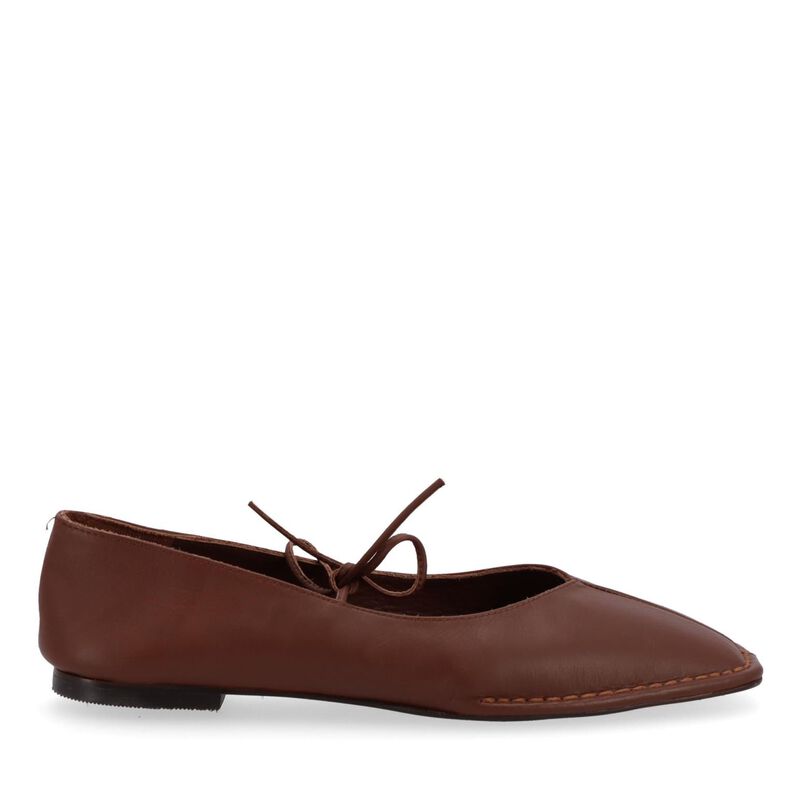 Alohas Sway Ballet Flats image number 0
